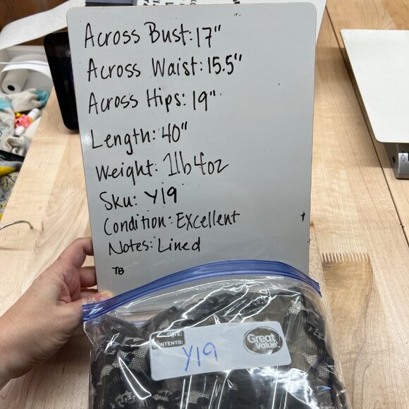 Jax Lace Sheath Dress With Cap Sleeves Floral Waist Detail Black Ivory Size 12 - Picture 12 of 12